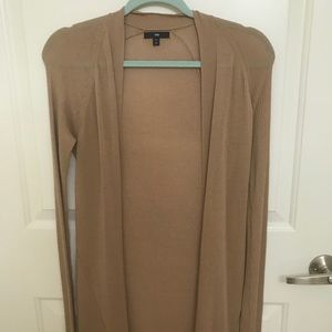 Long sleeve light knit cardigan